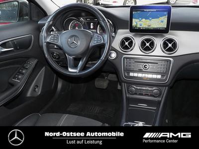 Mercedes-Benz GLA 180 Urban Navi AHK LED Sitzhzg PDC Kamera 