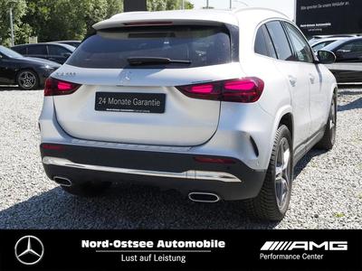 Mercedes-Benz GLA 200 AMG Navi Kamera Pano AHK Sitzheizung 