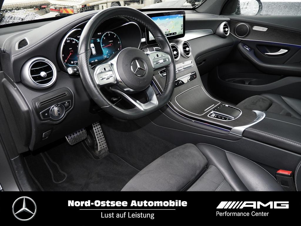 Mercedes-Benz GLC 300 d AMG 4M Distronic MBUX Kamera LED Pano 