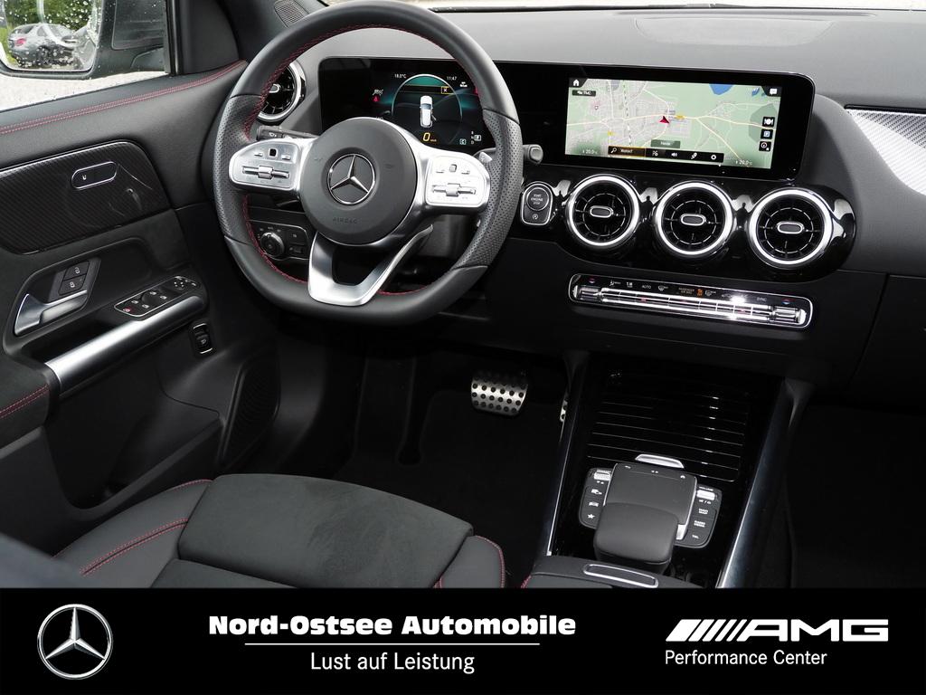 Mercedes-Benz GLA 200 d AMG Navi Kamera Distronic LED 