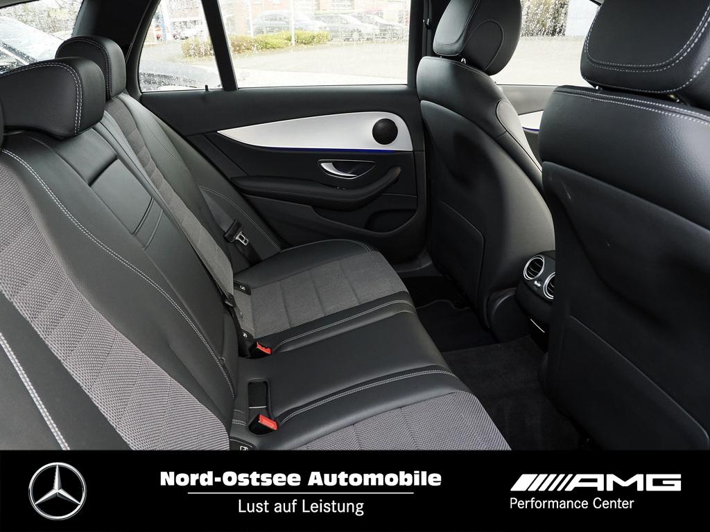 Mercedes-Benz E 300 T de Avantgarde 4M Navi Distronic AHK 360 