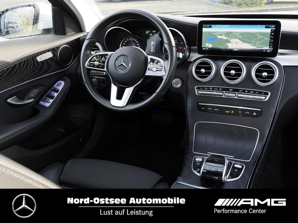 Mercedes-Benz C 300 T de AMG Comand Pano Totwinkel LED 