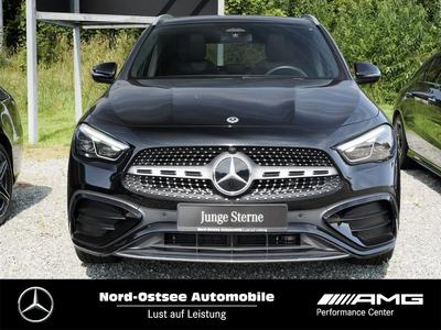 Mercedes-Benz GLA 200 AMG Navi Kamera Pano Sitzheizung AHK 