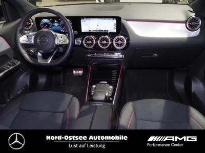 Mercedes-Benz GLA 250 4M AMG Pano LED Kamera Sitzhzg Totwinkel 