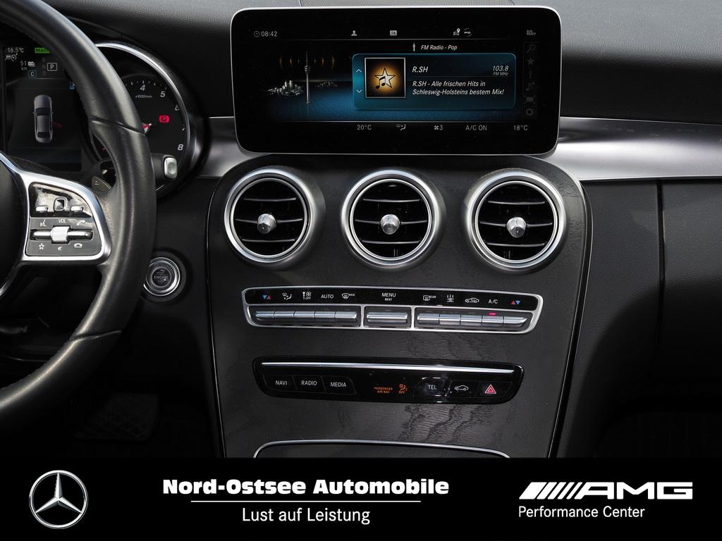 Mercedes-Benz C 300 e Avantgarde Navi Kamera LED Sitzheizung 