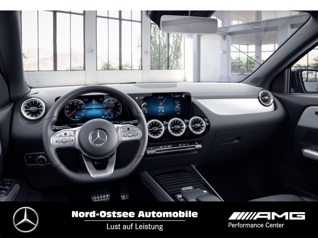 Mercedes-Benz GLA 250 4M AMG Pano LED Kamera Sitzhzg Totwinkel 