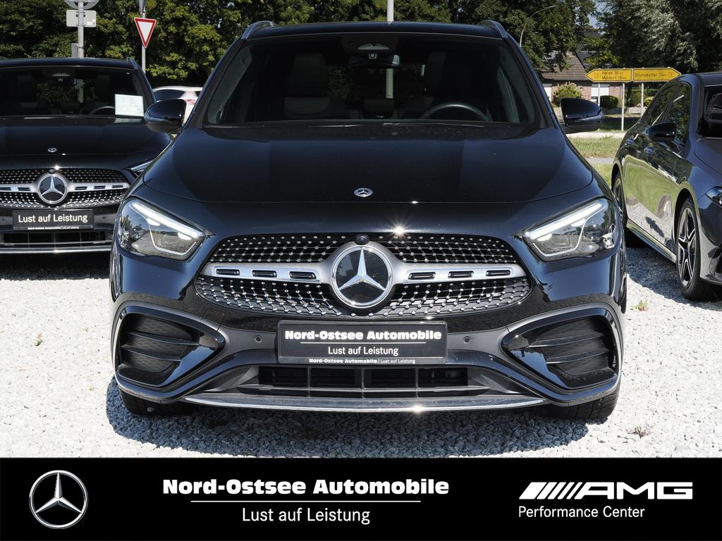 Mercedes-Benz GLA 180 AMG Navi Kamera Pano Sitzheizung AHK 