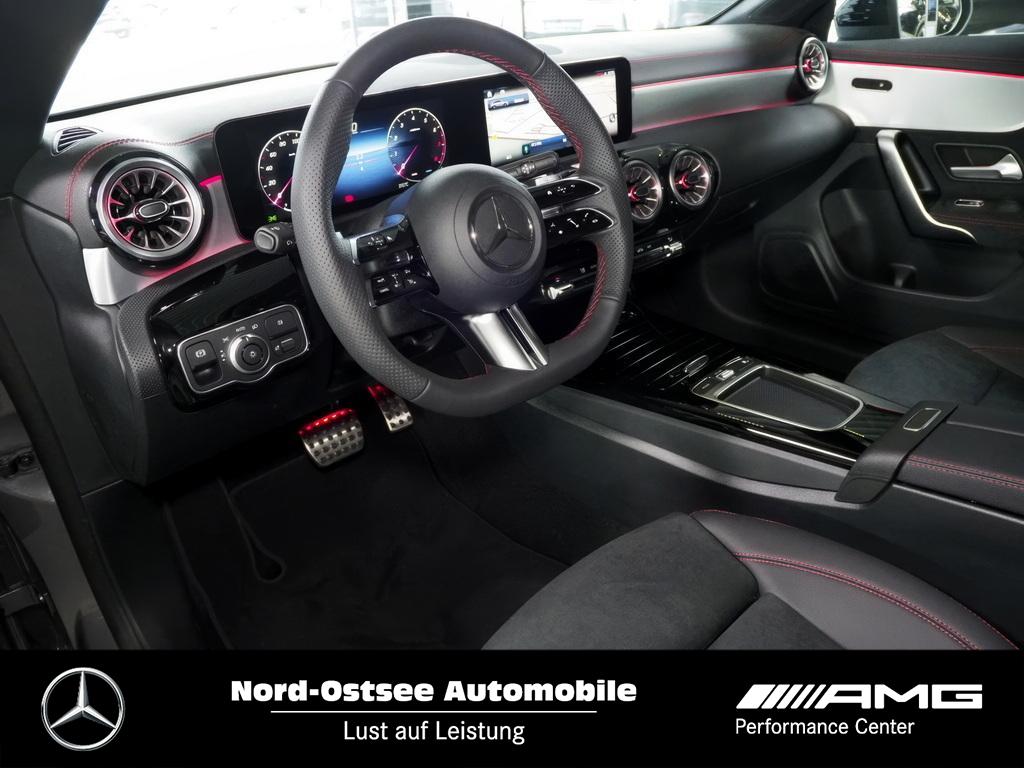 Mercedes-Benz CLA 180 SB AMG NIGHT PANO DISTRONIC 360° KEYLESS 