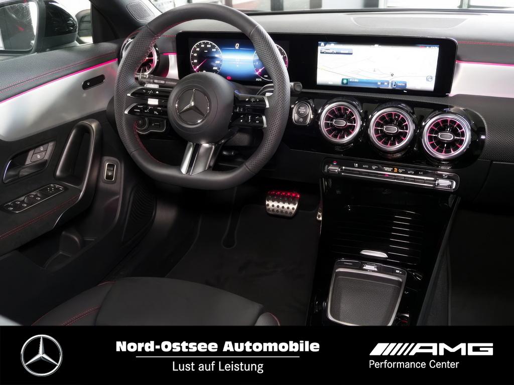 Mercedes-Benz CLA 180 SB AMG NIGHT PANO DISTRONIC 360° KEYLESS 