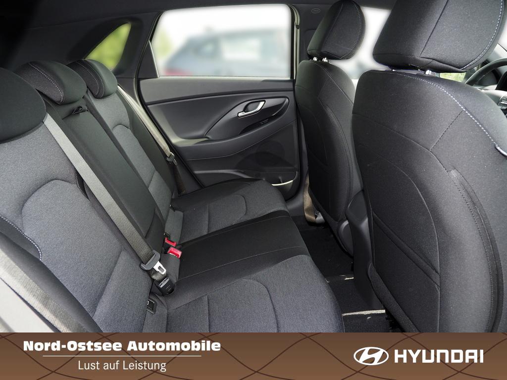 Hyundai I30 FL Advantage CarPlay Sitzhei PDC Navi 