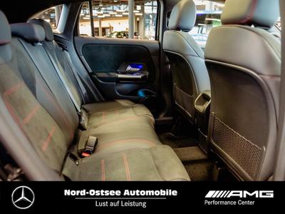 Mercedes-Benz GLA 200 AMG NIGHT PANO MULTIBEAM KEYLESS DISTRON 