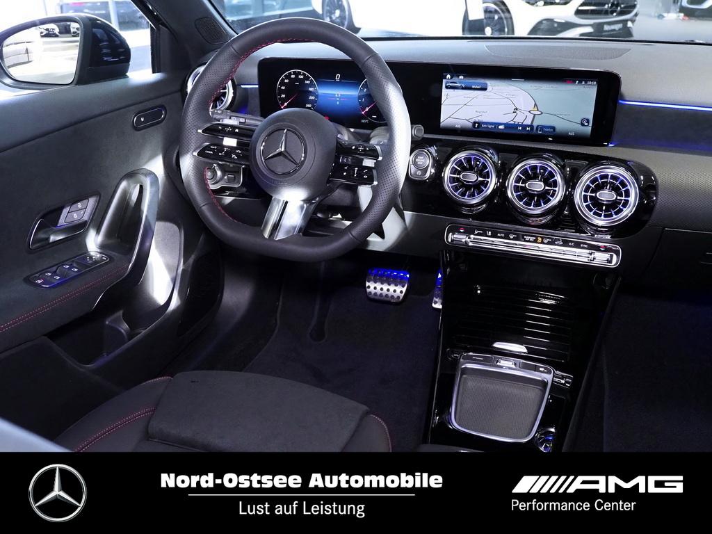 Mercedes-Benz A 200 AMG NIGHT DISTRONIC KEYLESS SOUND KAMERA 