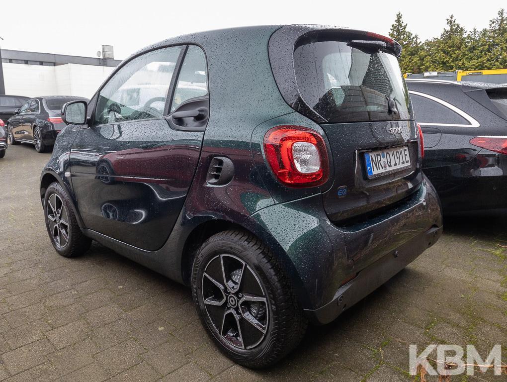 Smart ForTwo EQ °PANO°SHZ°22KWBOARDLADER°WINTER-PAKET° 