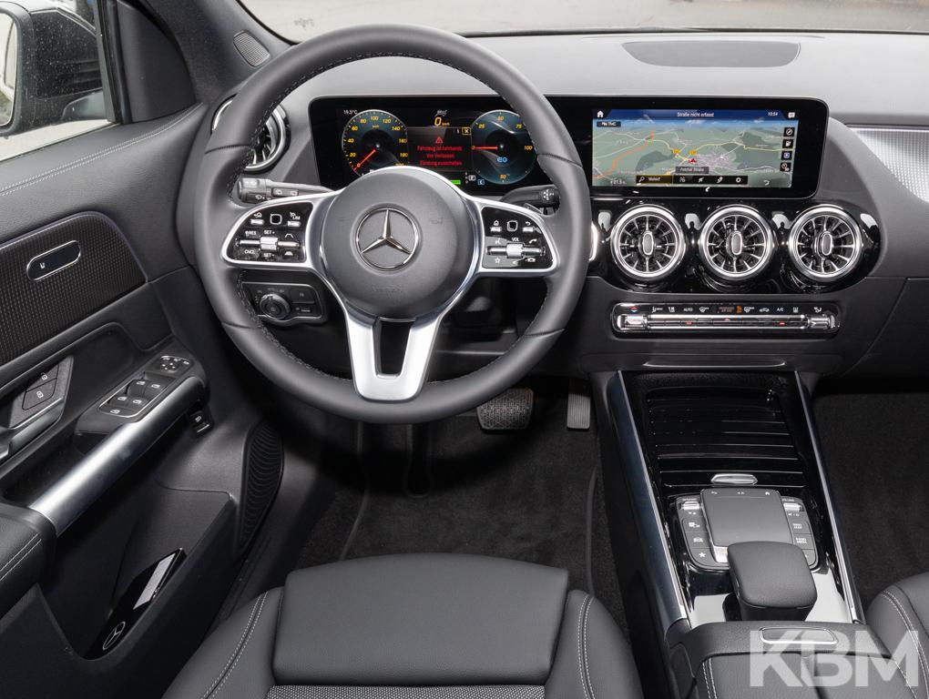 Mercedes-Benz EQA 300 4M PROGRESSIVE°AHK°DISTRONIC°ADV°PDC/RFK Rückfahrk 