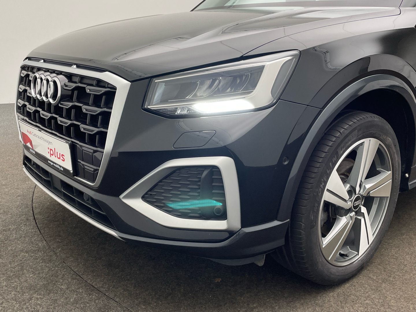 Audi Q2 Advanced 35 TDI S tronic MMI Navi LED AHK 