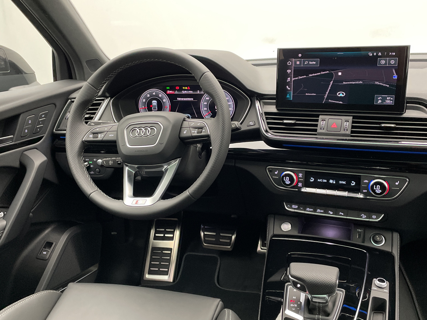 Audi Q5 Sportback 45 TFSI quattro S line Standheizung 