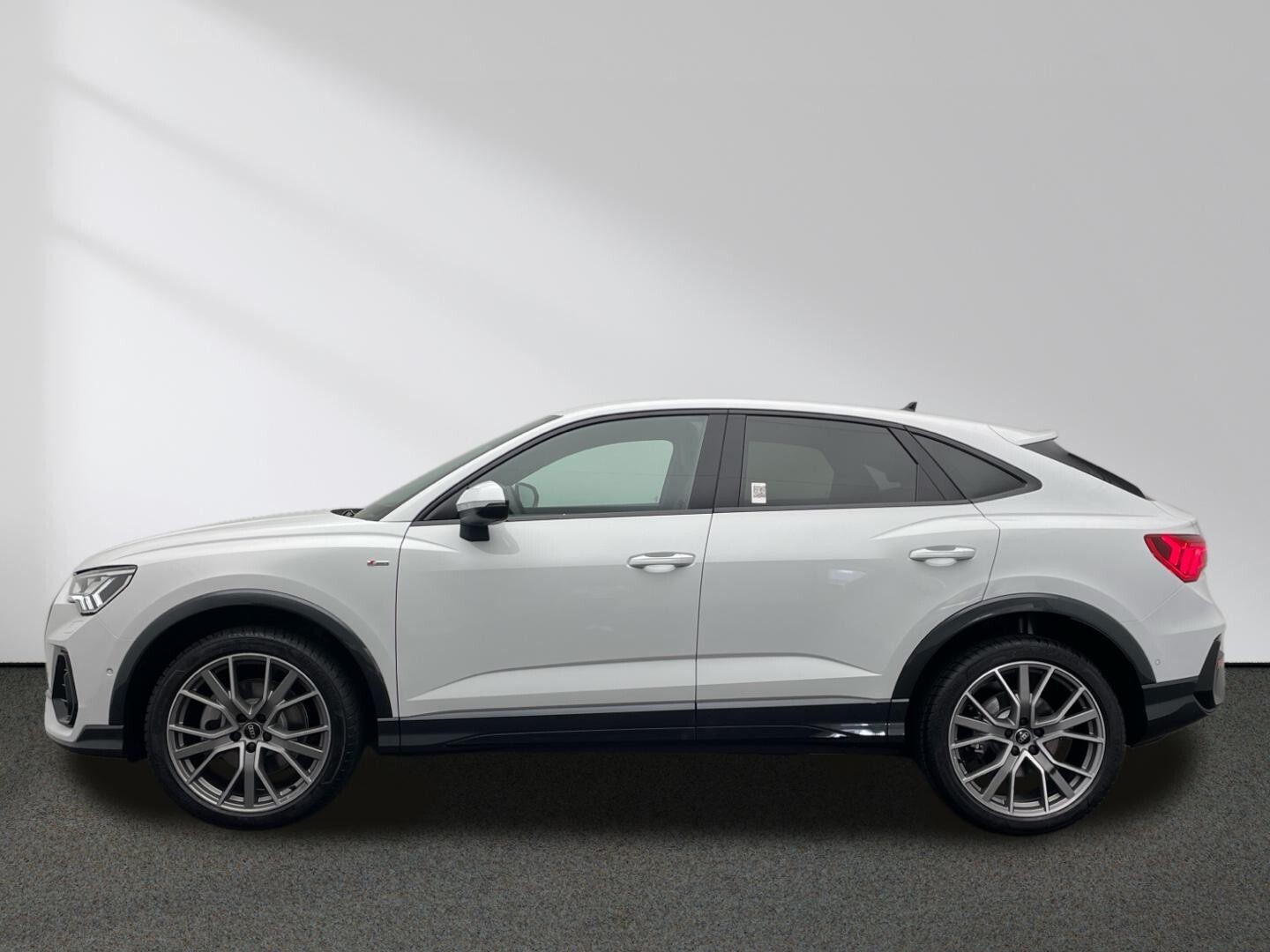 Audi Q3 Sportback 40 TDI quattro S line Kamera LED 