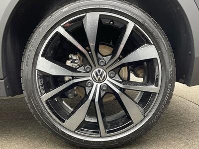 VW T-Roc Cabriolet 1.5 TSI R-Line Edition Black AHK 