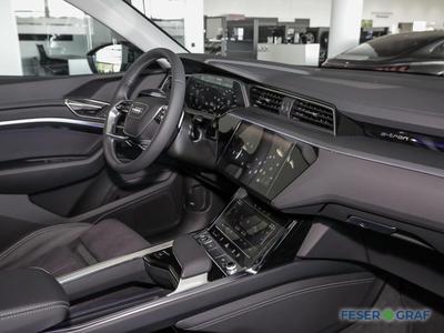 Audi Q8 e-tron advanced 50 quattro AHK Matrix 