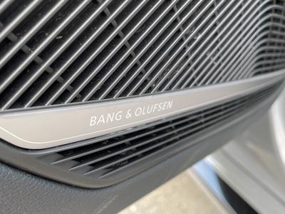 Audi RS4 Avant 2.9 TFSI quattro Matrix Pano B&O 