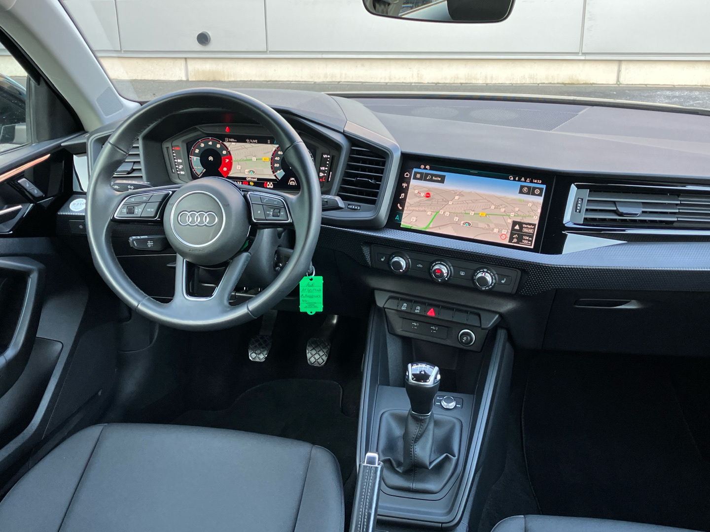 Audi A1 Sportback 25 TFSI MMI Audi connect Sitzhzg. 