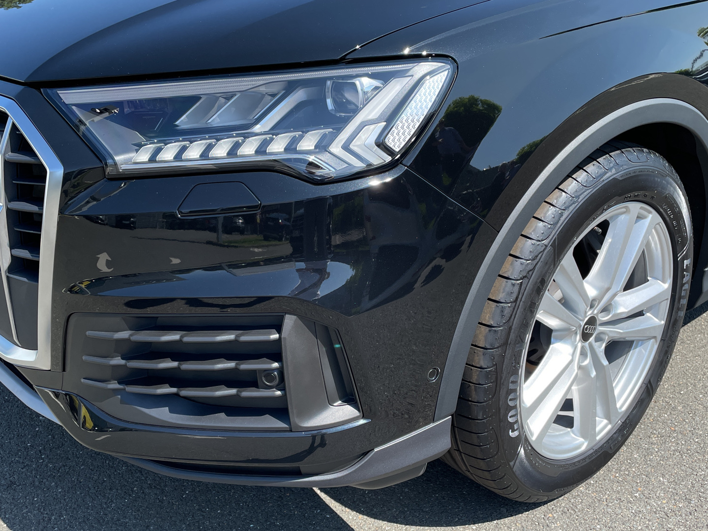 Audi Q7 50 TDI quattro Matrix-LED Panorama AHK Navi 