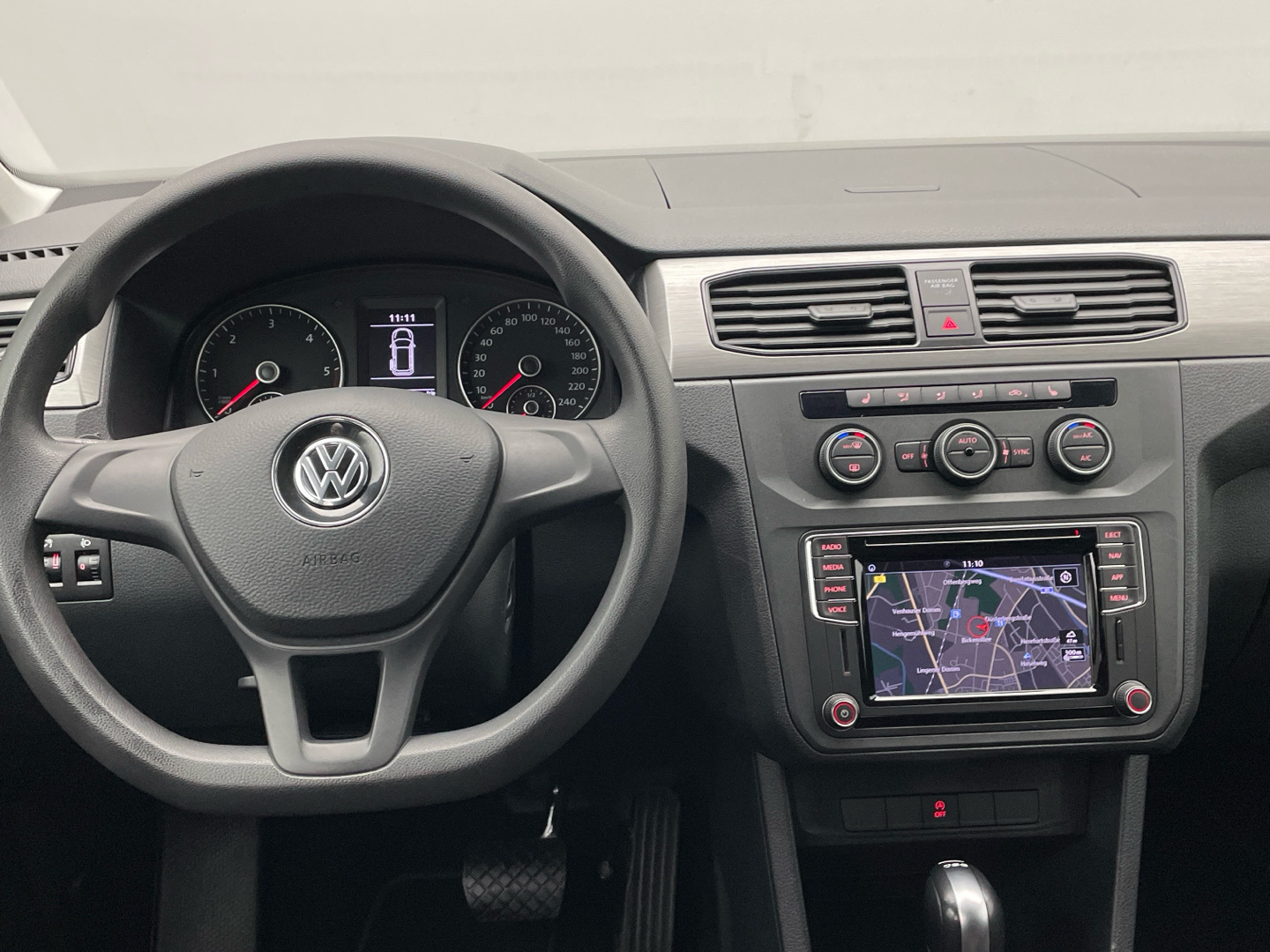 VW Caddy Trendline 2.0 TDI DSG Navi CarPlay PDC 