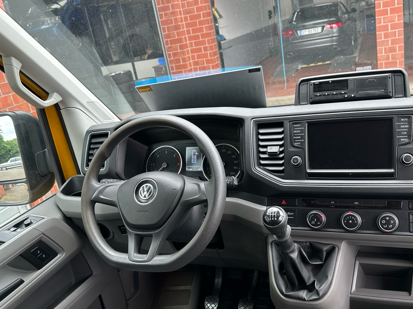 VW Crafter Kasten 2.0 TDI mittlerer Radstand 