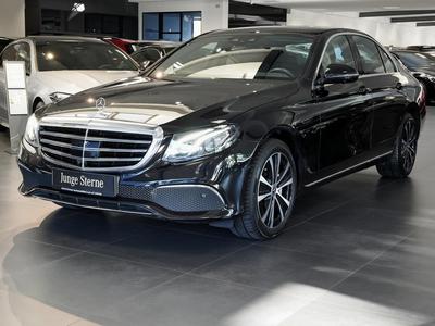 Mercedes-Benz E 300 de Exclusive 360° LED Schiebedach Distron 