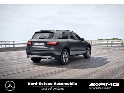 Mercedes-Benz GLC 250 4M Exclusive Navi LED Pano Kamera SHZ 