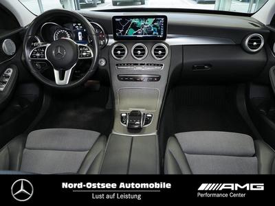 Mercedes-Benz C 300 de T Avantgarde Comand Kamera AHK Tempo 