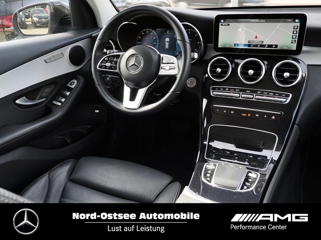 Mercedes-Benz GLC 300 d 4M AHK LED Kamera Navi Sitzhzg Tempom. 