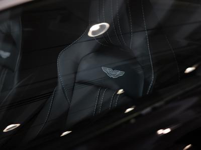 Aston Martin V8 Vantage Coupé - Aston Martin Hamburg 