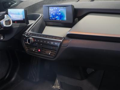 BMW I3 s S 120Ah Navi digitales Cockpit Soundsystem Harma 