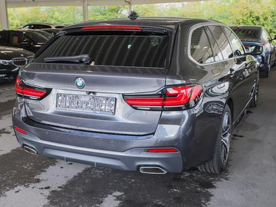 BMW 530 M Sport EU6d e xDrive Touring Park-Assistent 