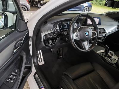 BMW 520 d xDrive, M-Sport, LED, Navi, HUD, Park-Ass+, Driv 