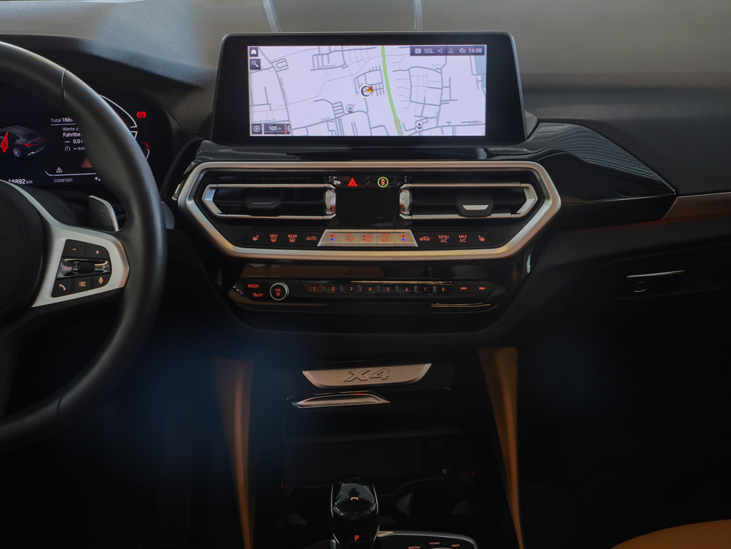 BMW X4 xDrive20d, LED, Navi, Sitzhzg, Park-Ass, HiFi, DAB 