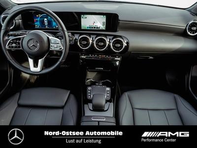 Mercedes-Benz A 200 Progressive Navi LED MBUX SHZ PDC Tempomat 