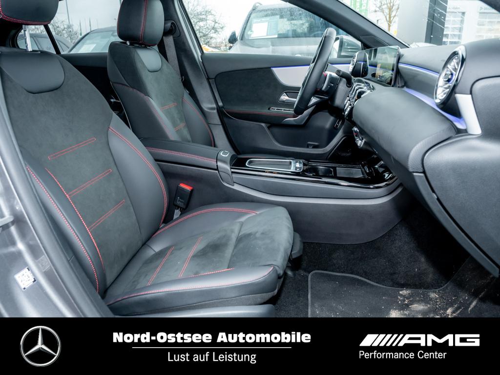 Mercedes-Benz A 180 AMG SHZ 360° Pano Hands-free Klima 