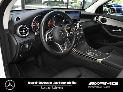 Mercedes-Benz GLC 200 4M Night Pano AHK Distr. LED Kamera 