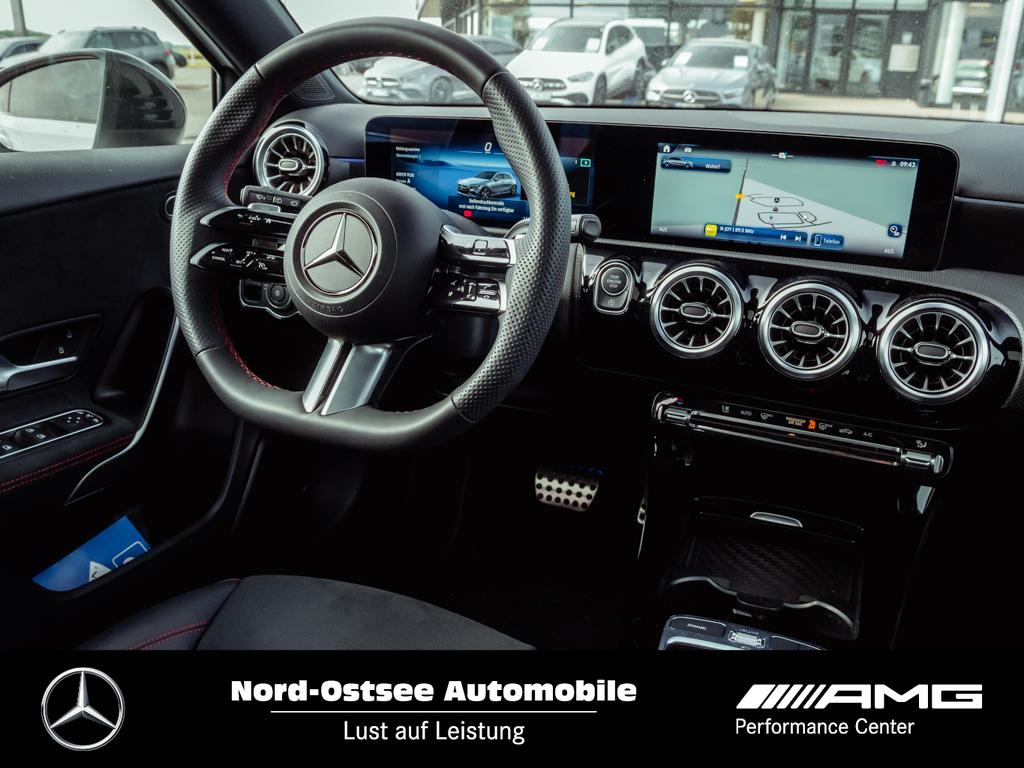 Mercedes-Benz A 180 AMG Navi Pano MBUX Kamera LED Sitzheizung 