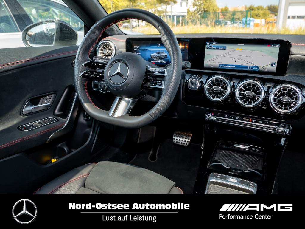 Mercedes-Benz CLA 200 d AMG Night Pano Navi Multibeam Kamera 