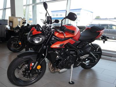 Triumph Street Triple R ab sofort verfügbar 4J. Garantie 