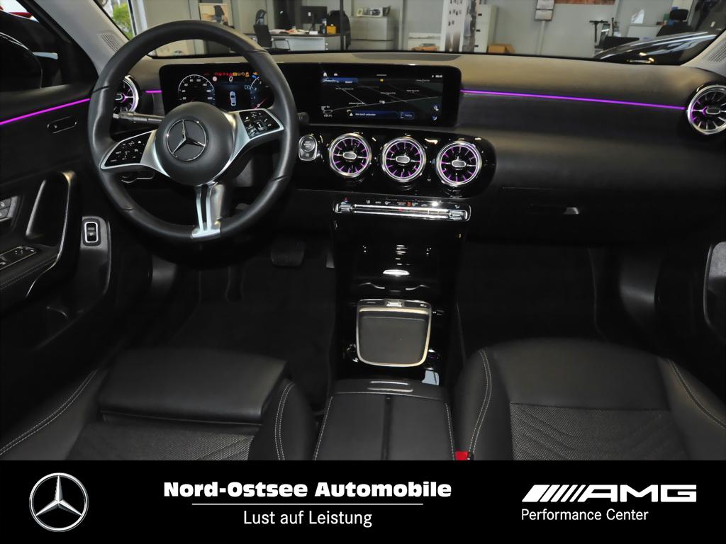 Mercedes-Benz A 180 Progressive Navi LED CarPlay Kamera Sitzhz 