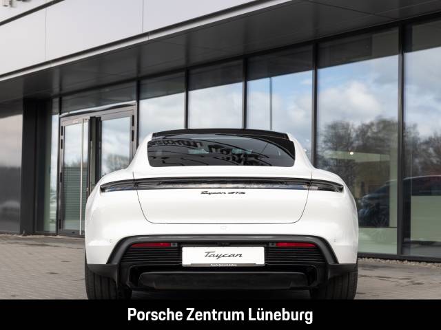 Porsche Taycan GTS HA-Lenkung Surround-View Sitzbelüftung 