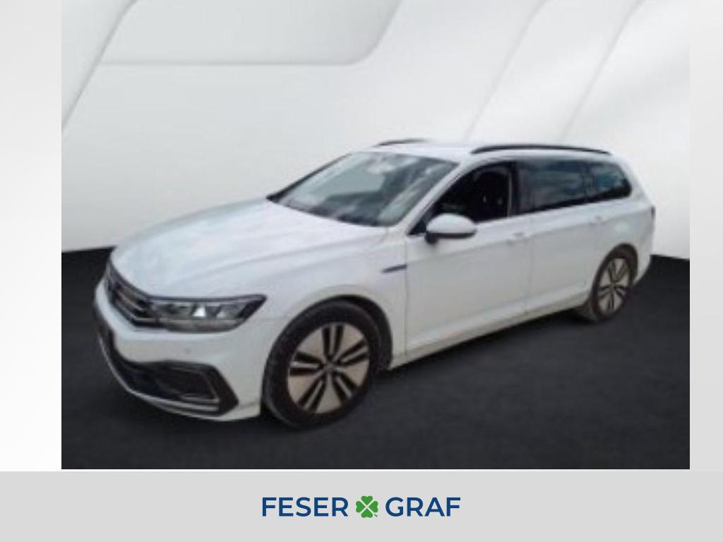 VW Passat Variant GTE 1.4 eTSI DSG/LED/Rear View/Sitzhzg./AHK/App-Co 