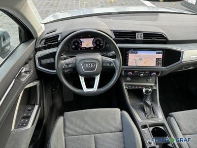 Audi Q3 40 TFSI quattro S tronic Kamera/Matrix/Alcantara 