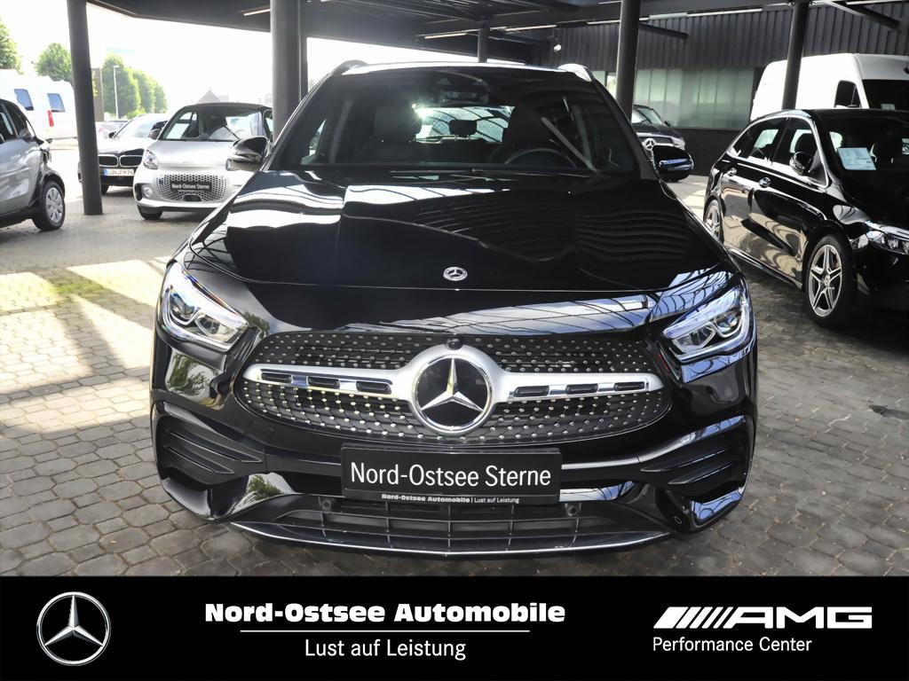 Mercedes-Benz GLA 250 4M AMG Pano LED Kamera Sitzhzg Totwinkel 