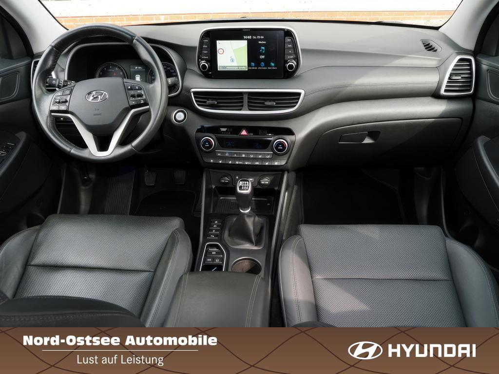 Hyundai Tucson Premium 4WD Navi Kamera Pano Bluetooth 