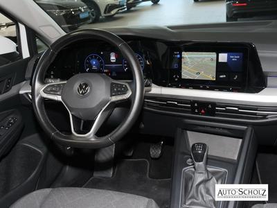 VW Golf VIII 1.5 TSI Life NAVI LED ASSISTENZ DAB+ 